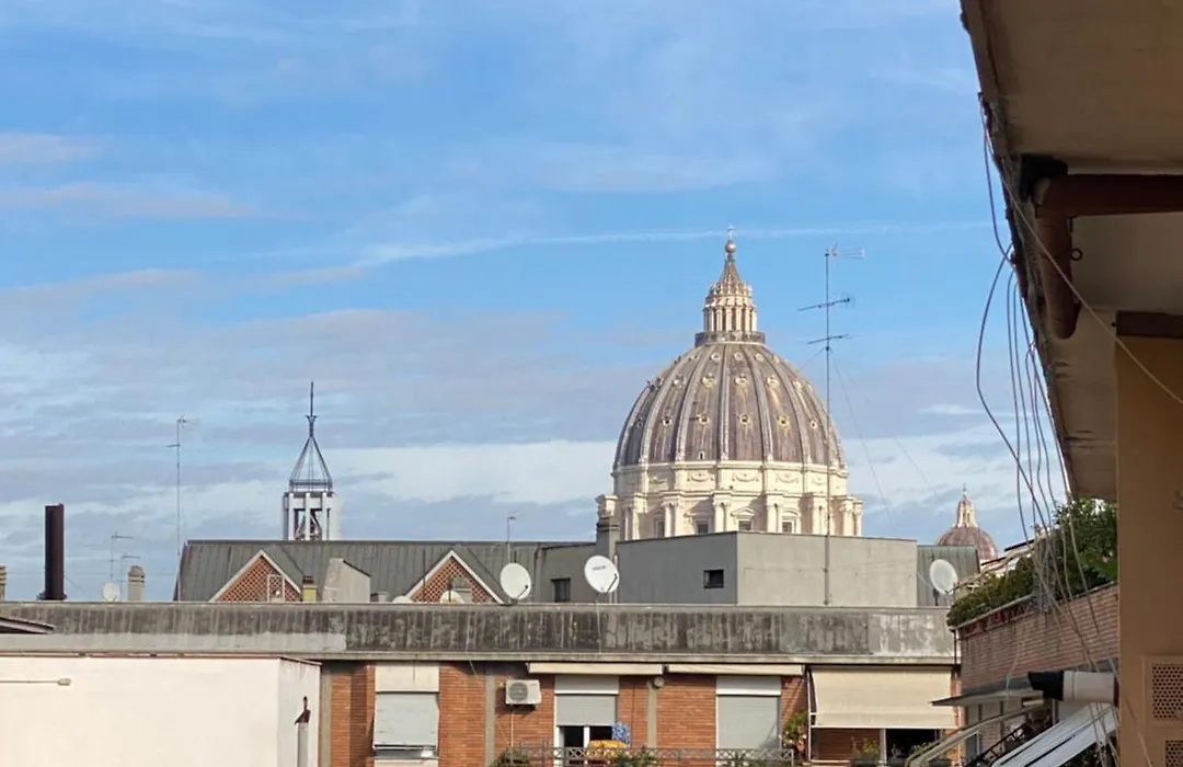 Fall In Love With Roma Vaticano - 5 Minutes From The Vatican - Balcony With A View-1